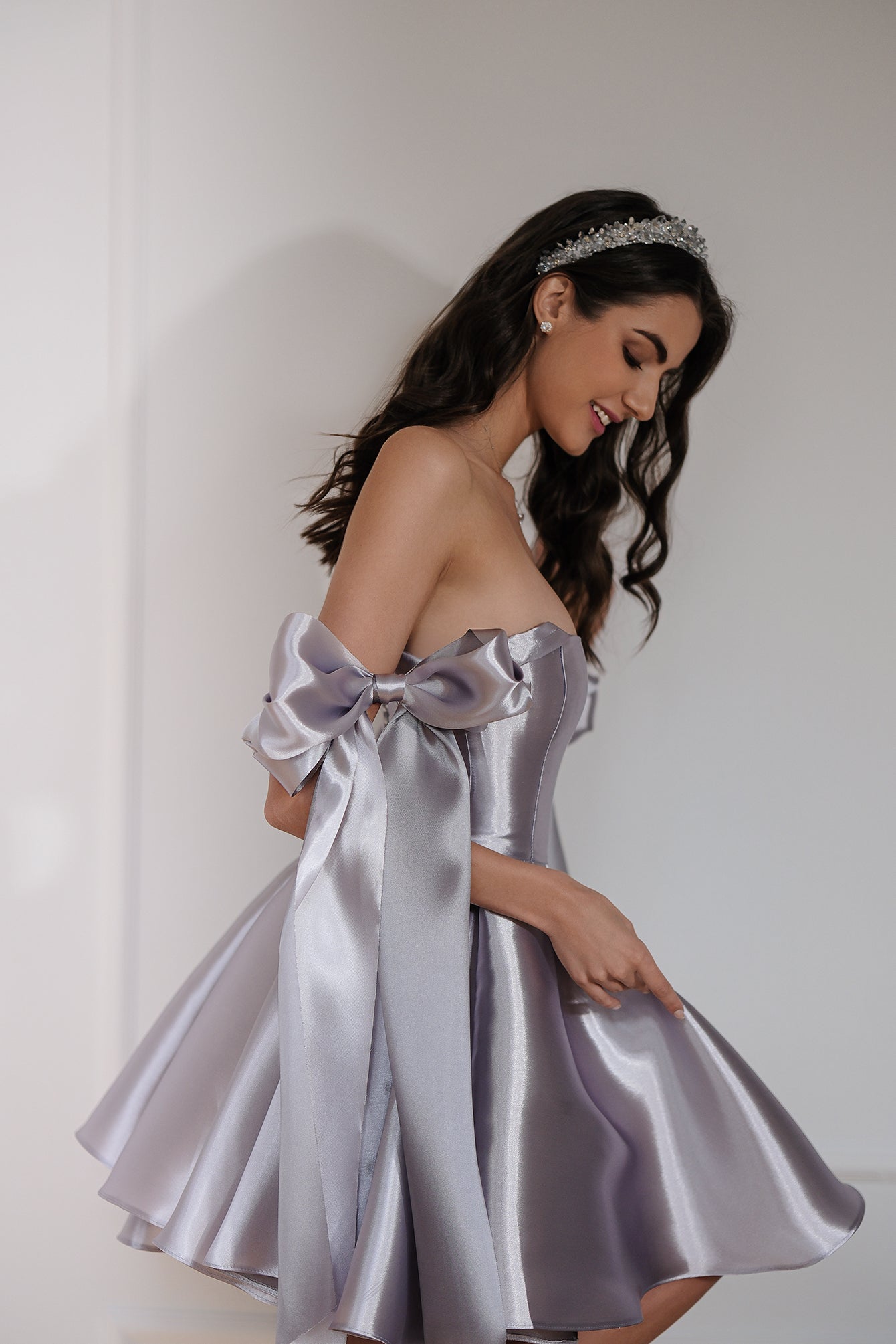 Коктейлна рокля в сиво: Princess Blossom