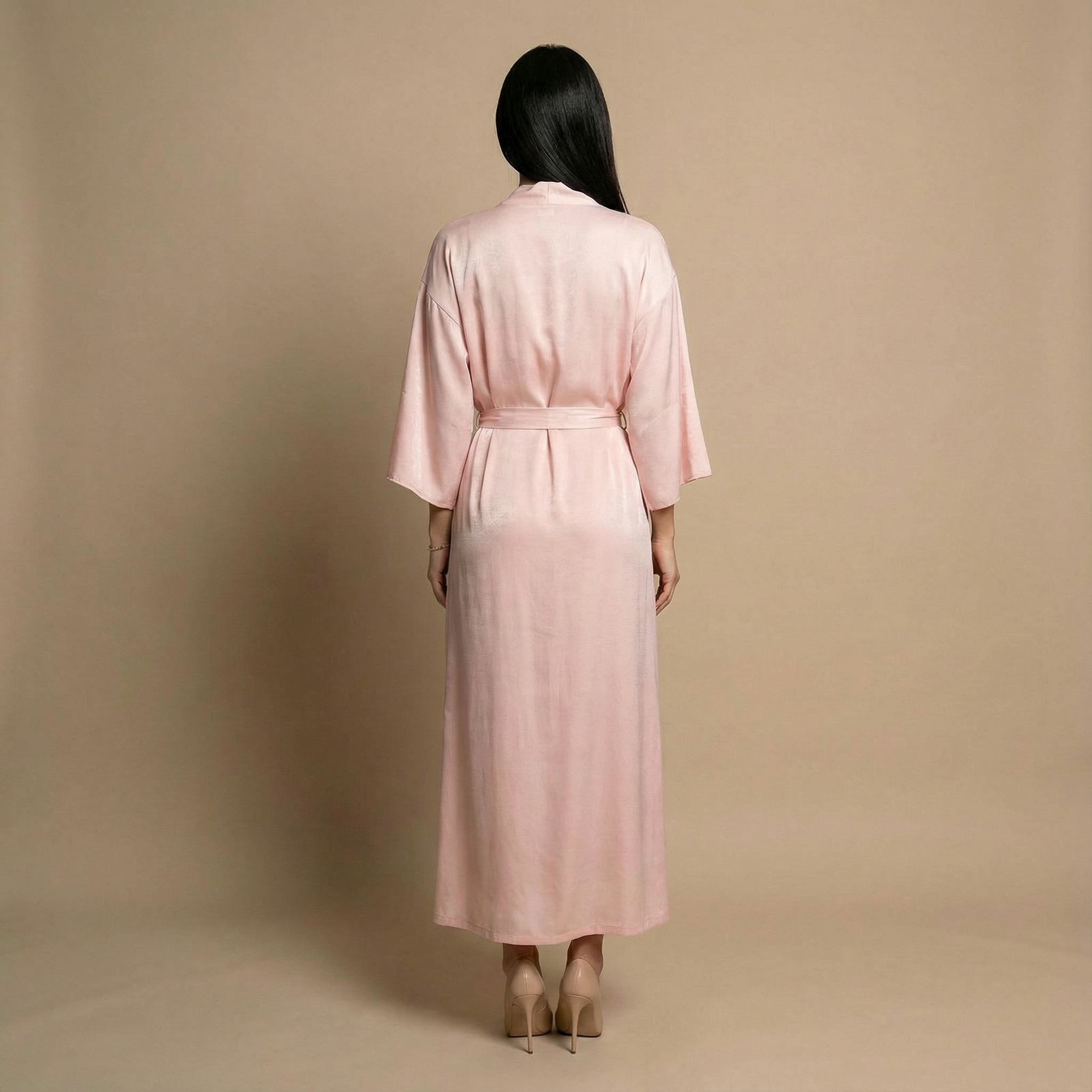 Сатенена рокля в розово: Glowin