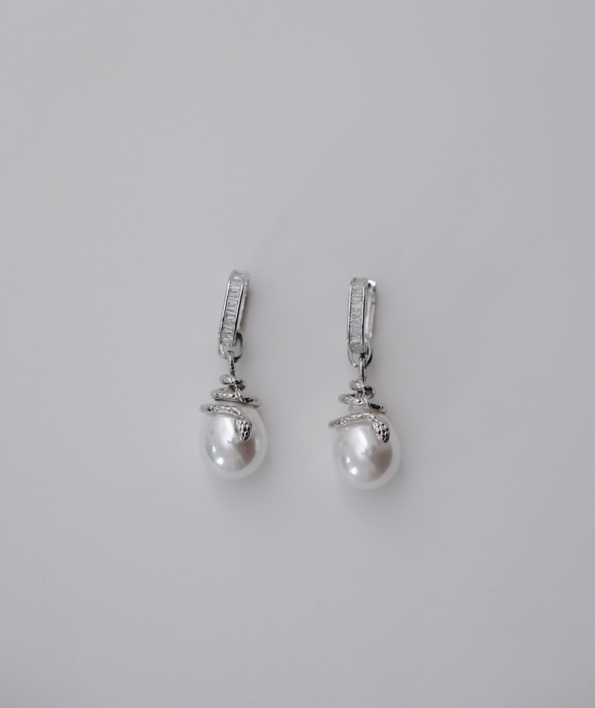 Обици с перли и циркони