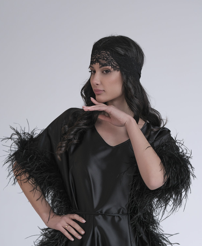 Дантелена лента в черно: Selena