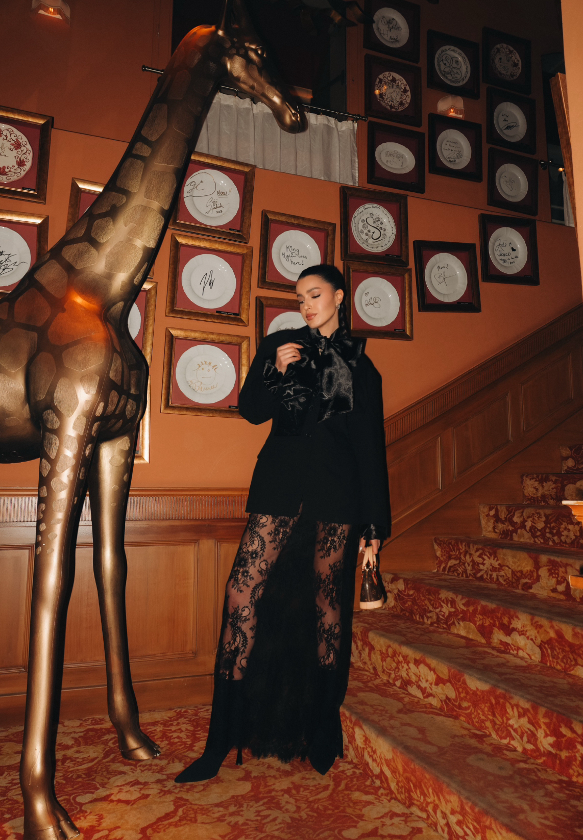 Дантелена пола: Jade