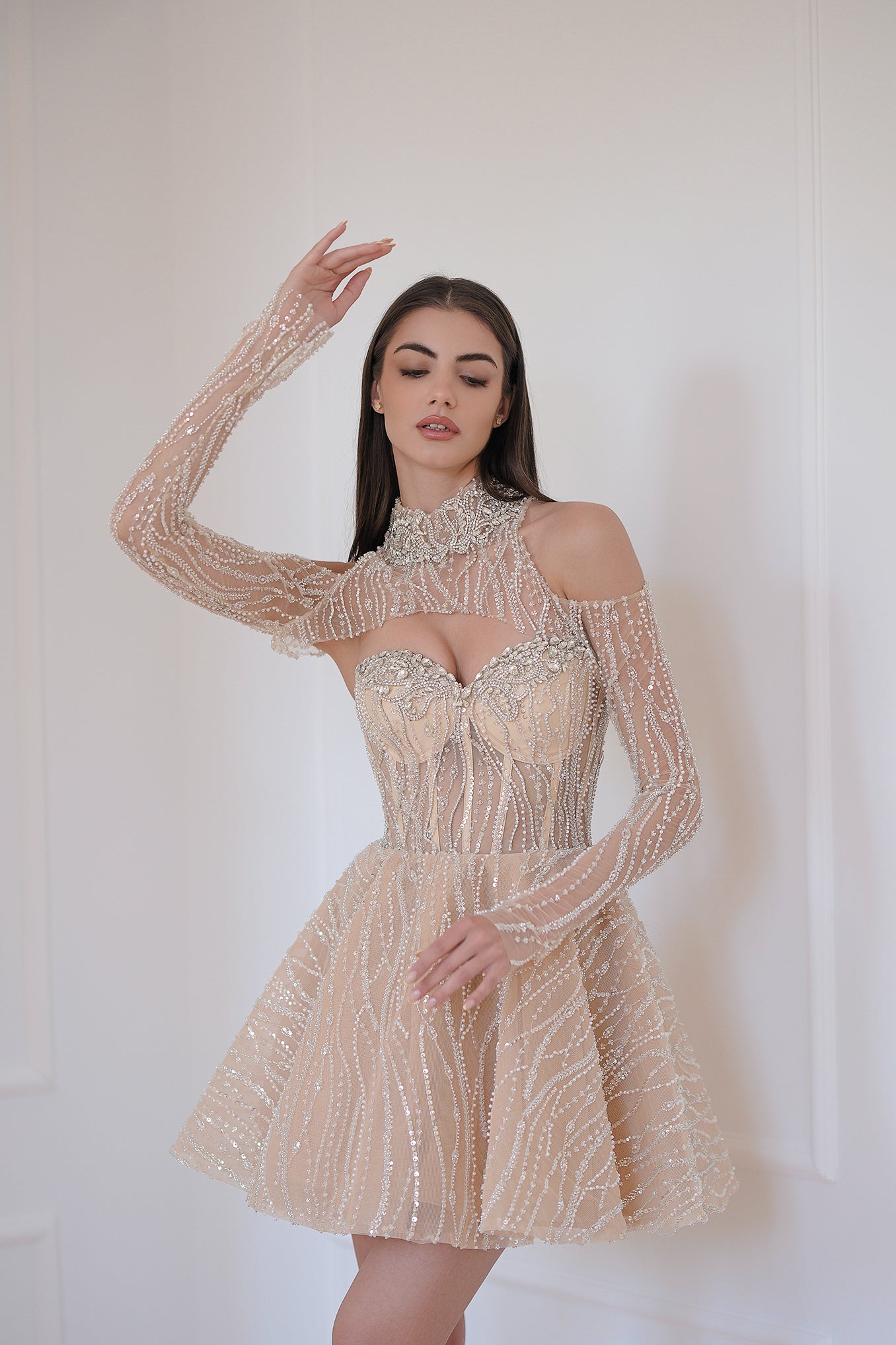 Лимитирана рокля в телесен цвят: Haute Couture