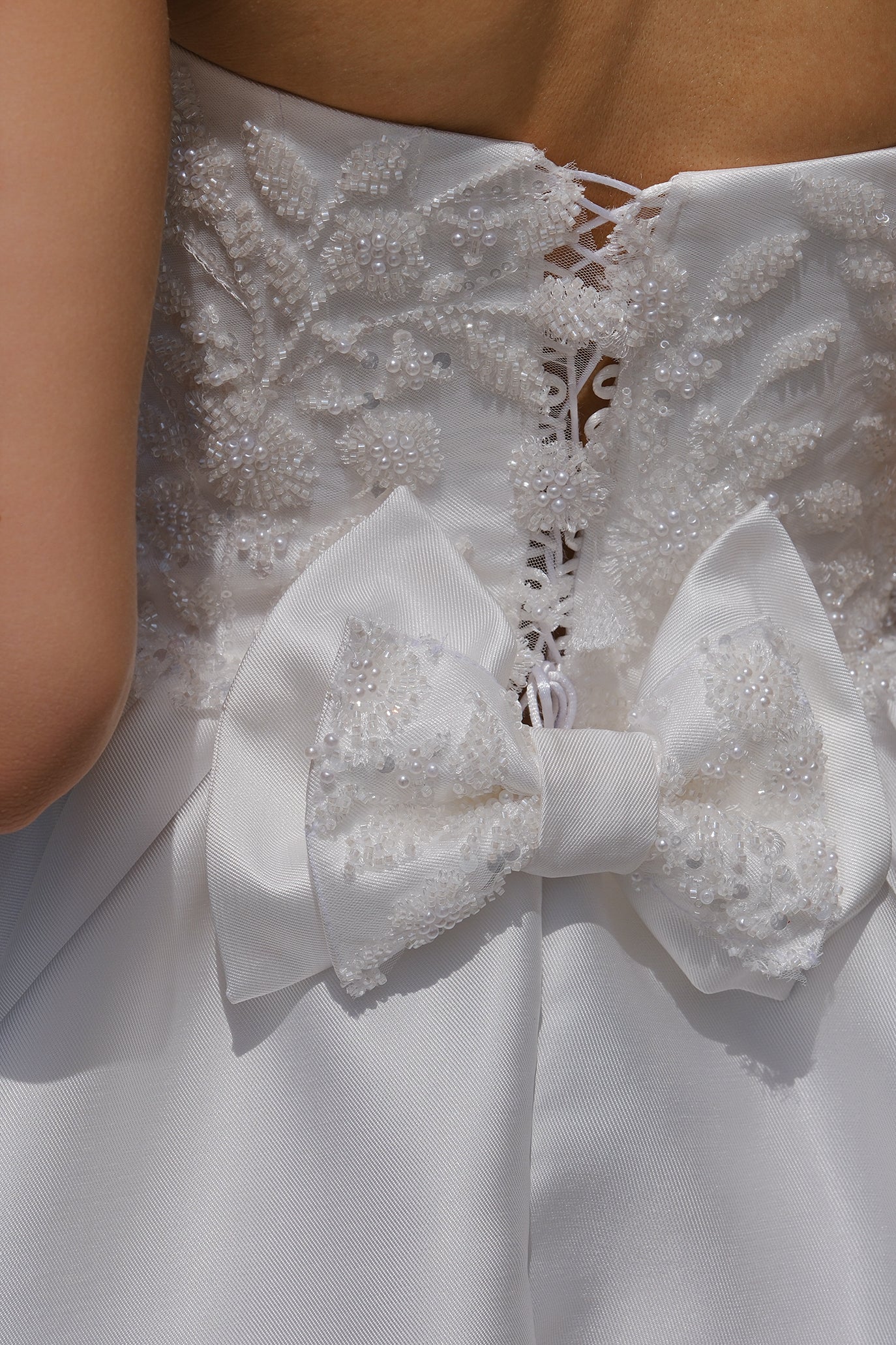 Корсетна рокля: Luxury Blossom