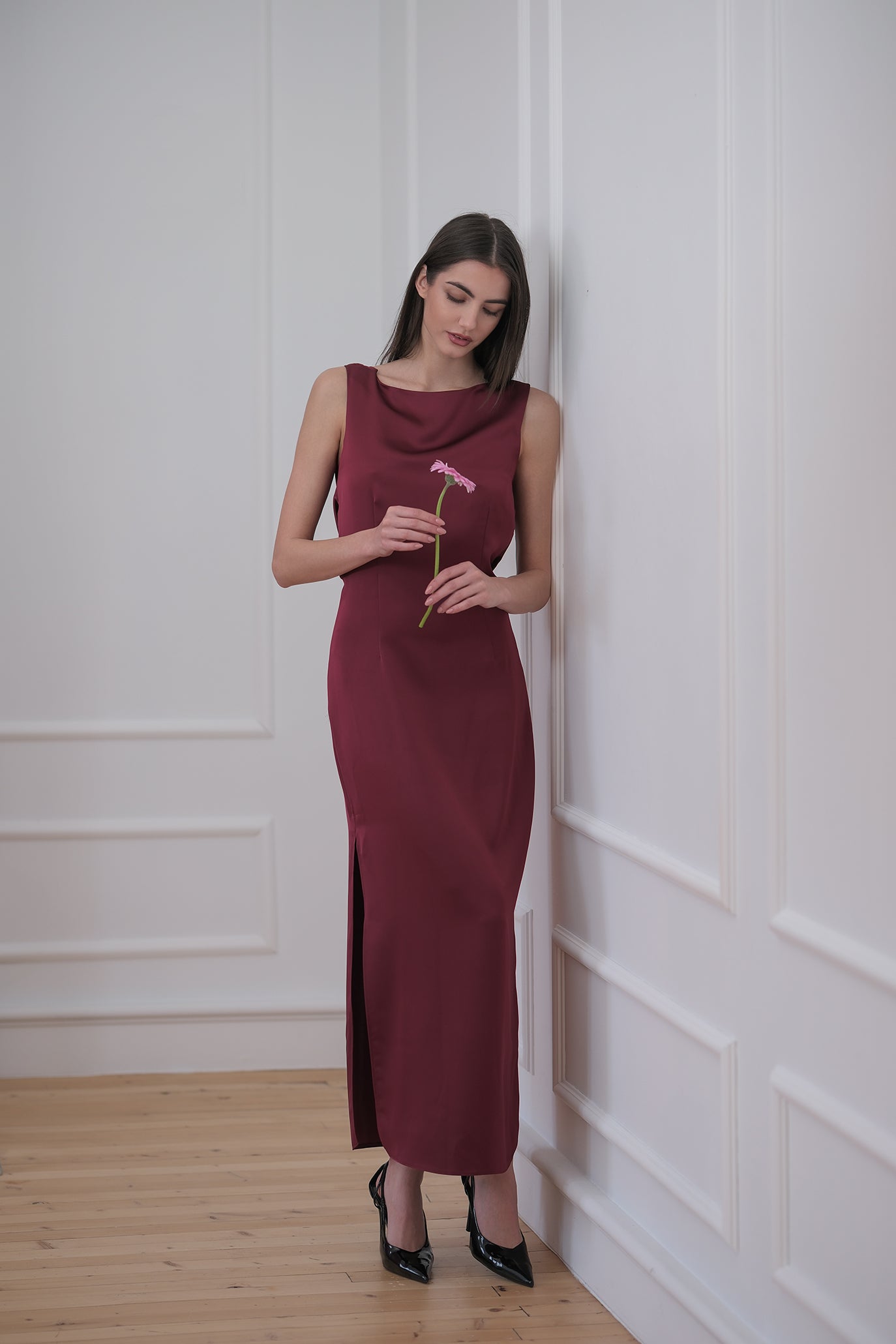 Дълга елегантна рокля в бордо: Sena