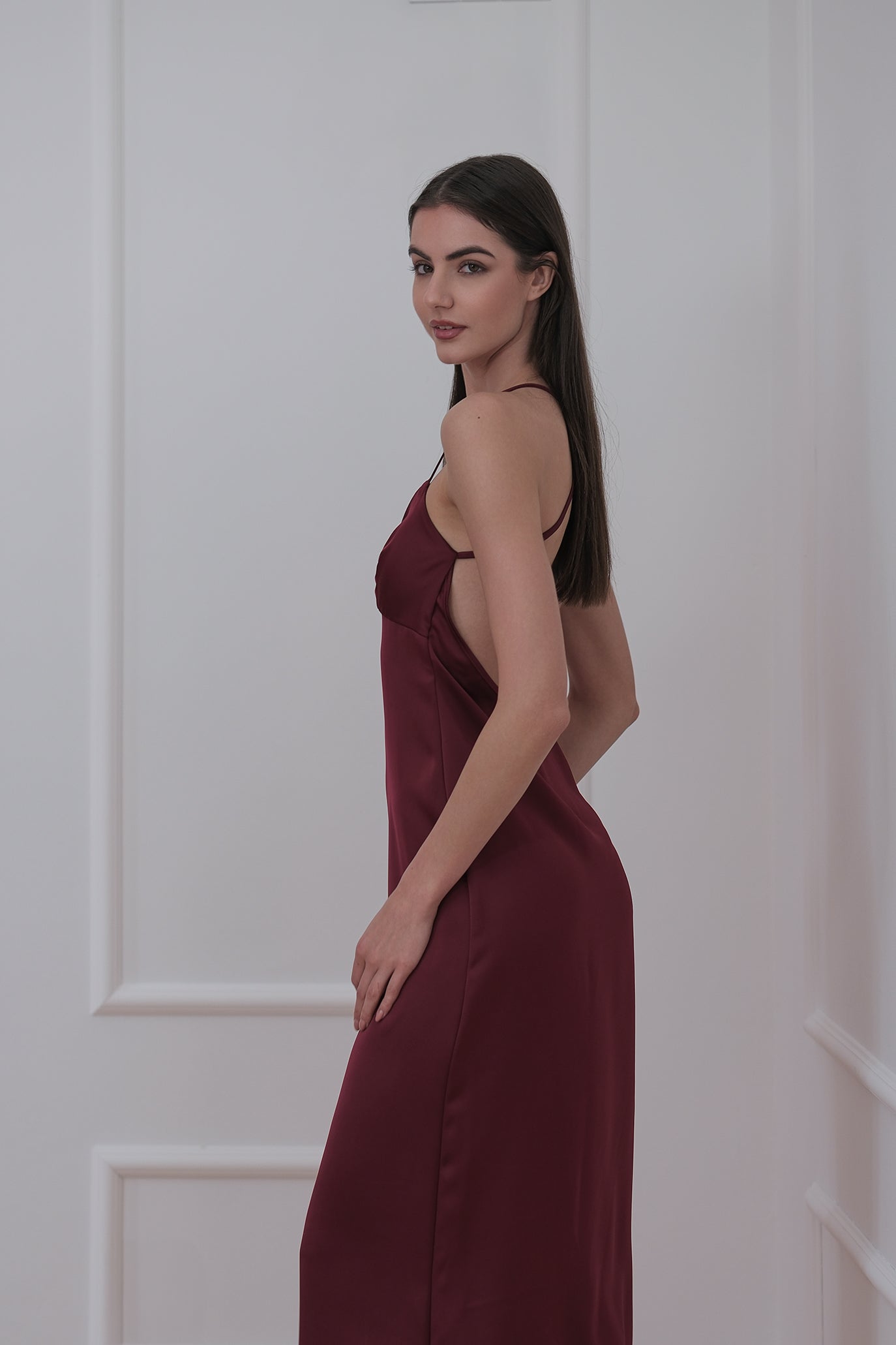 Комплект рокля и жилетка в бордо: Luxury Eve