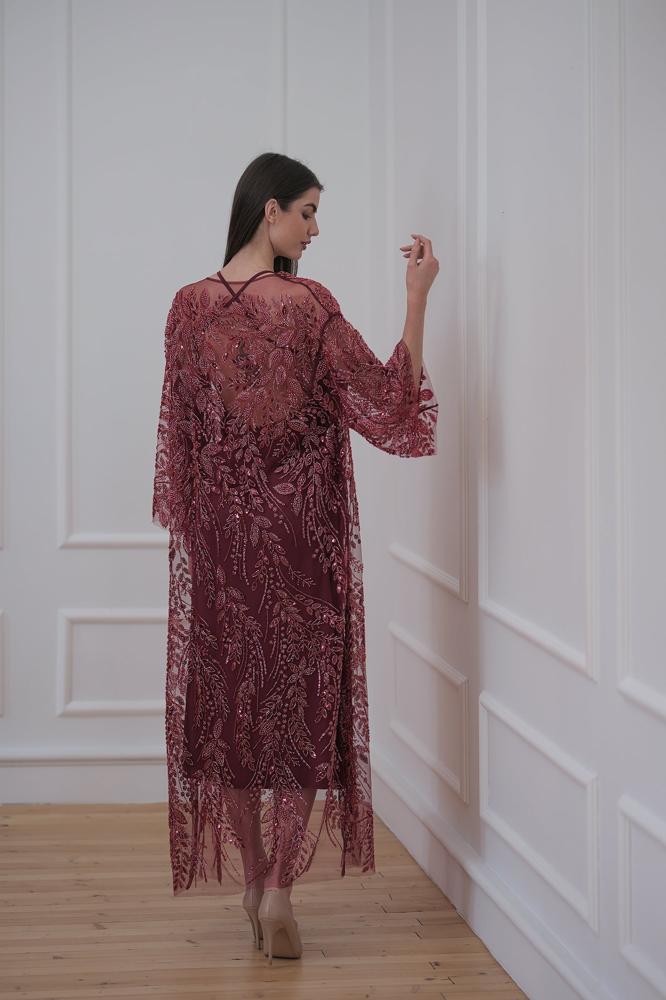 Ръчно изработена жилетка в бордо: Luxury Eve