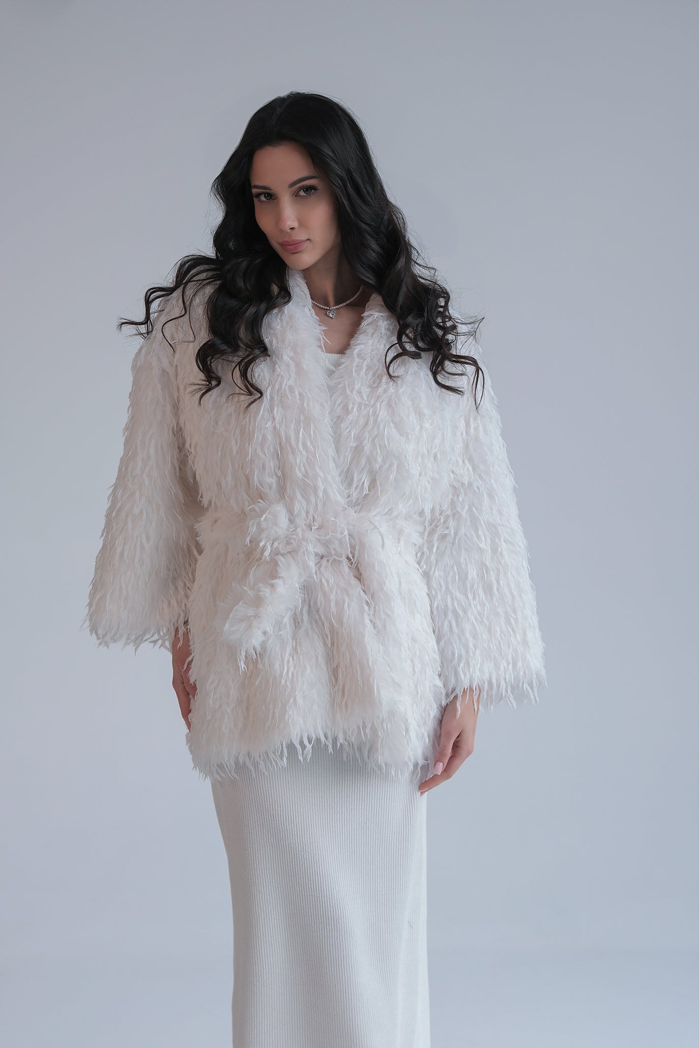 Жилетка / палто в бяло: Regina