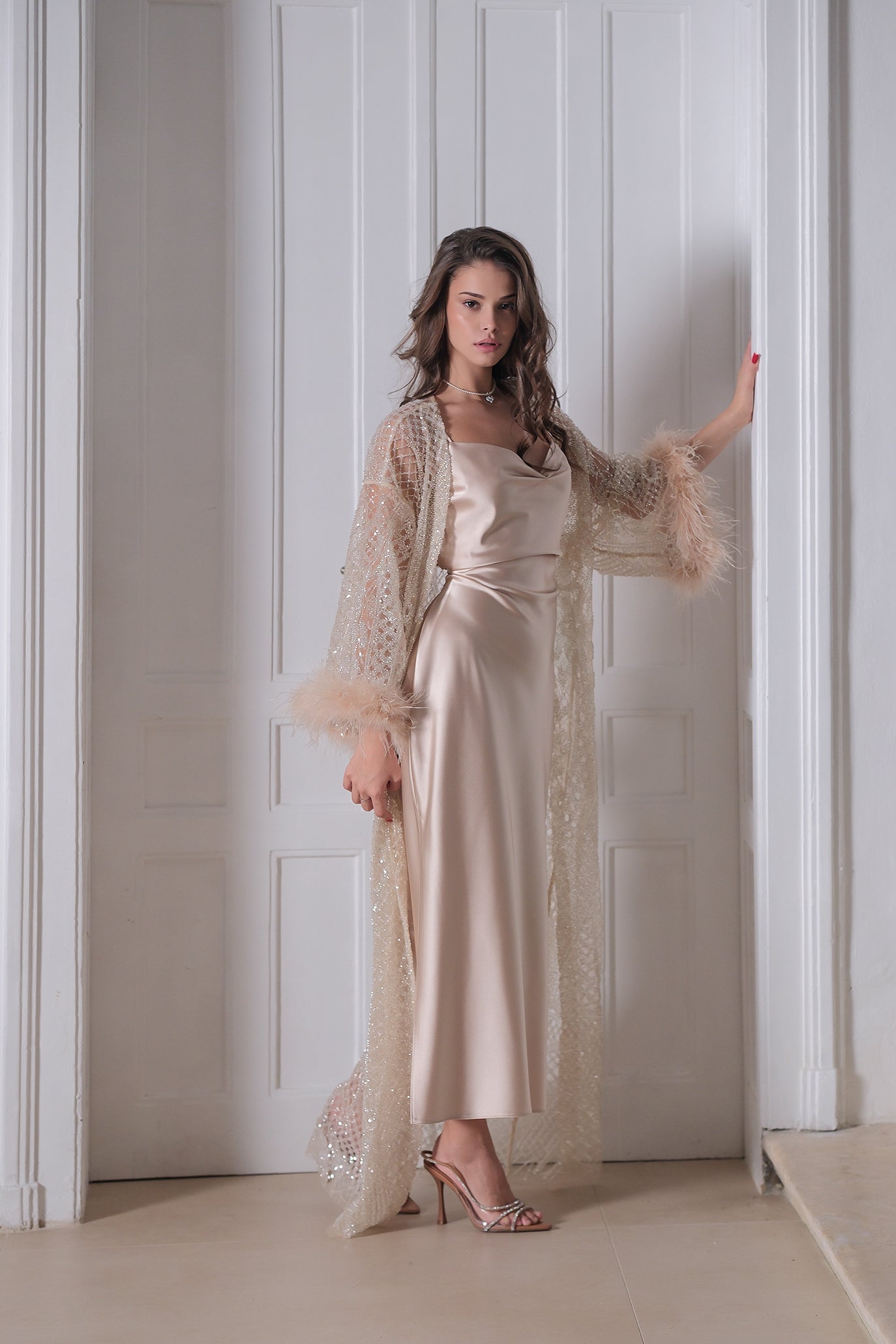 Ръчно изработена жилетка: Luxury Eve