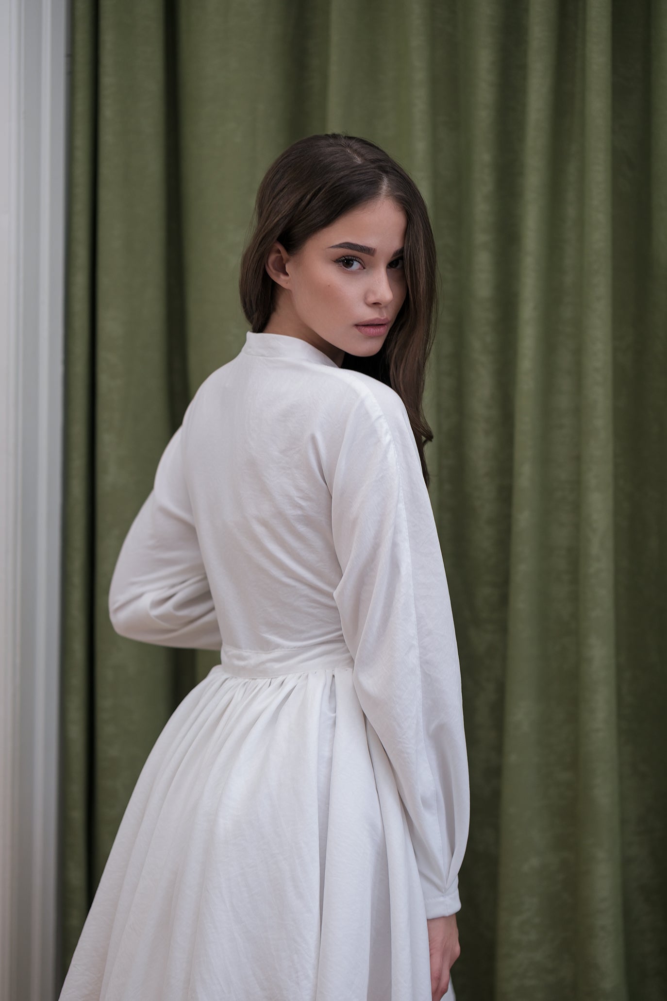 Ежедневна рокля в бяло: Vivace