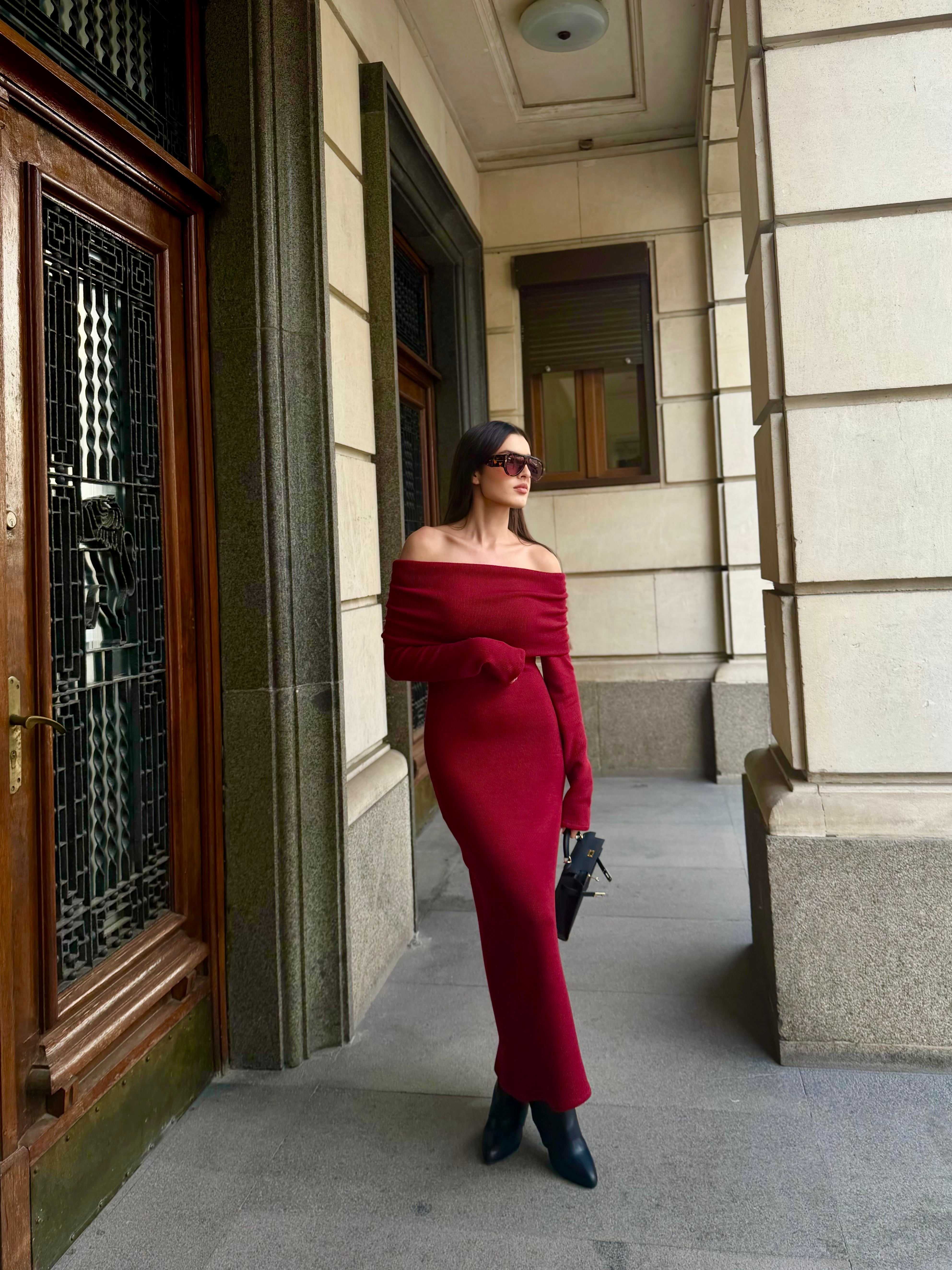 Дълга рокля с ръкави в червено: Berlinda Prestige