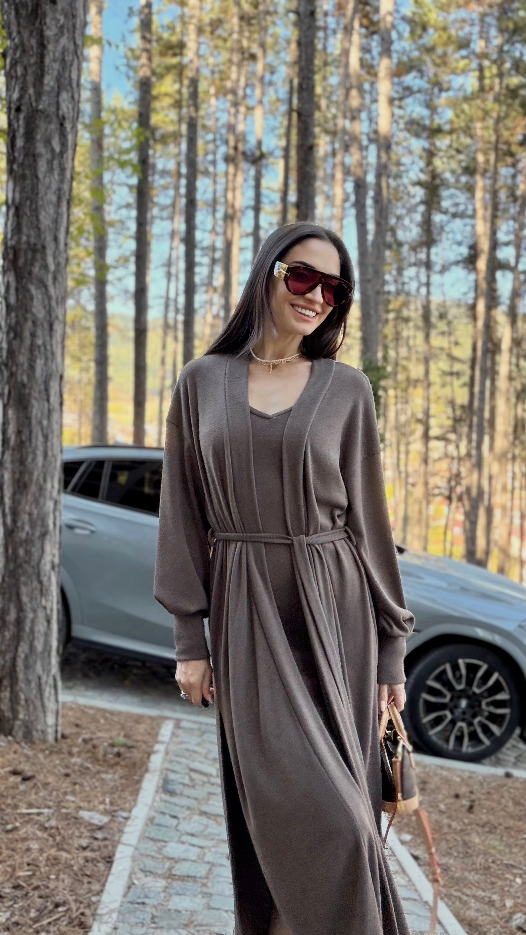 Рокля и жилетка в кафяво: Amoria Soft