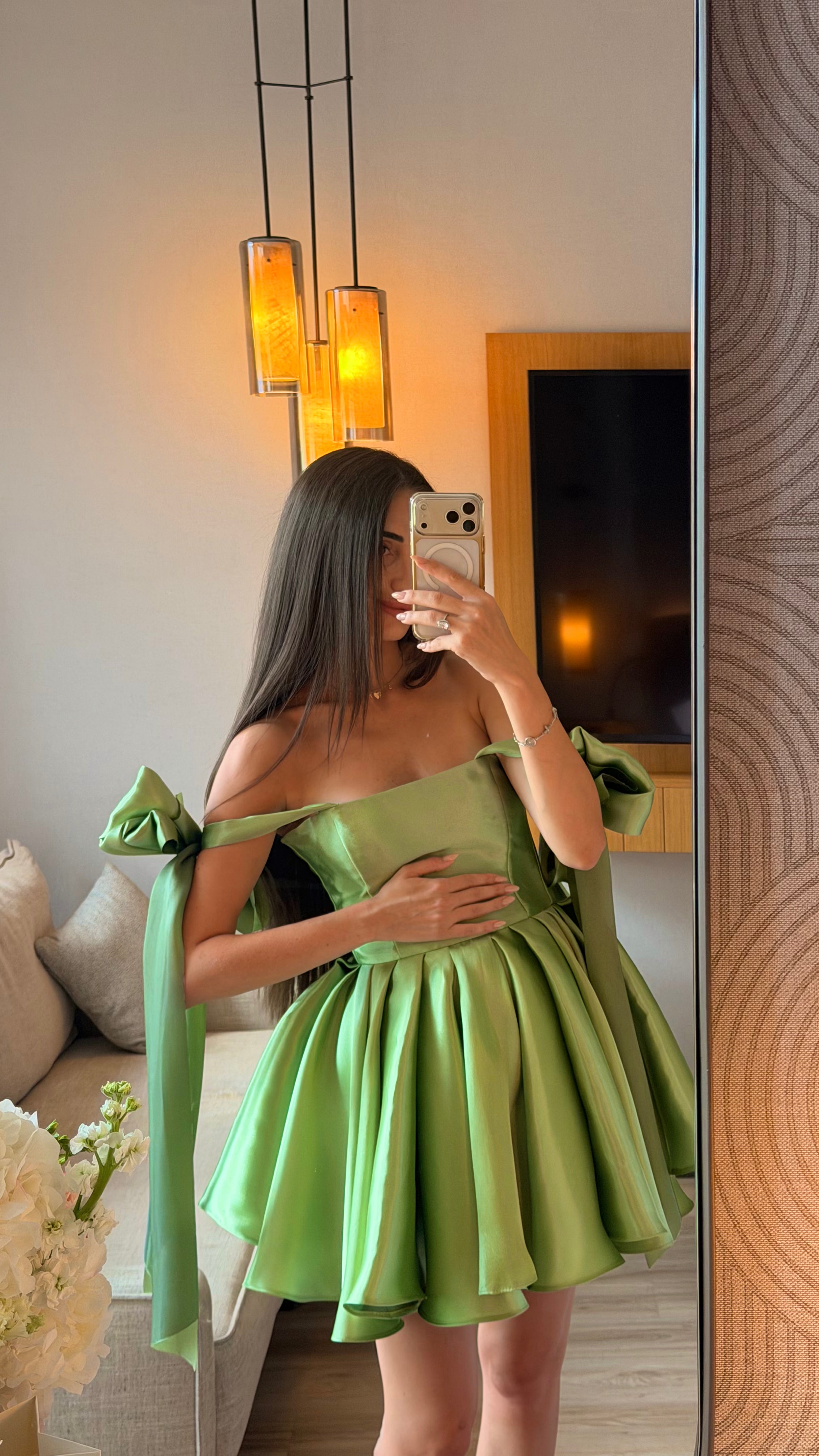 Коктейлна рокля в зелено: Princess Blossom