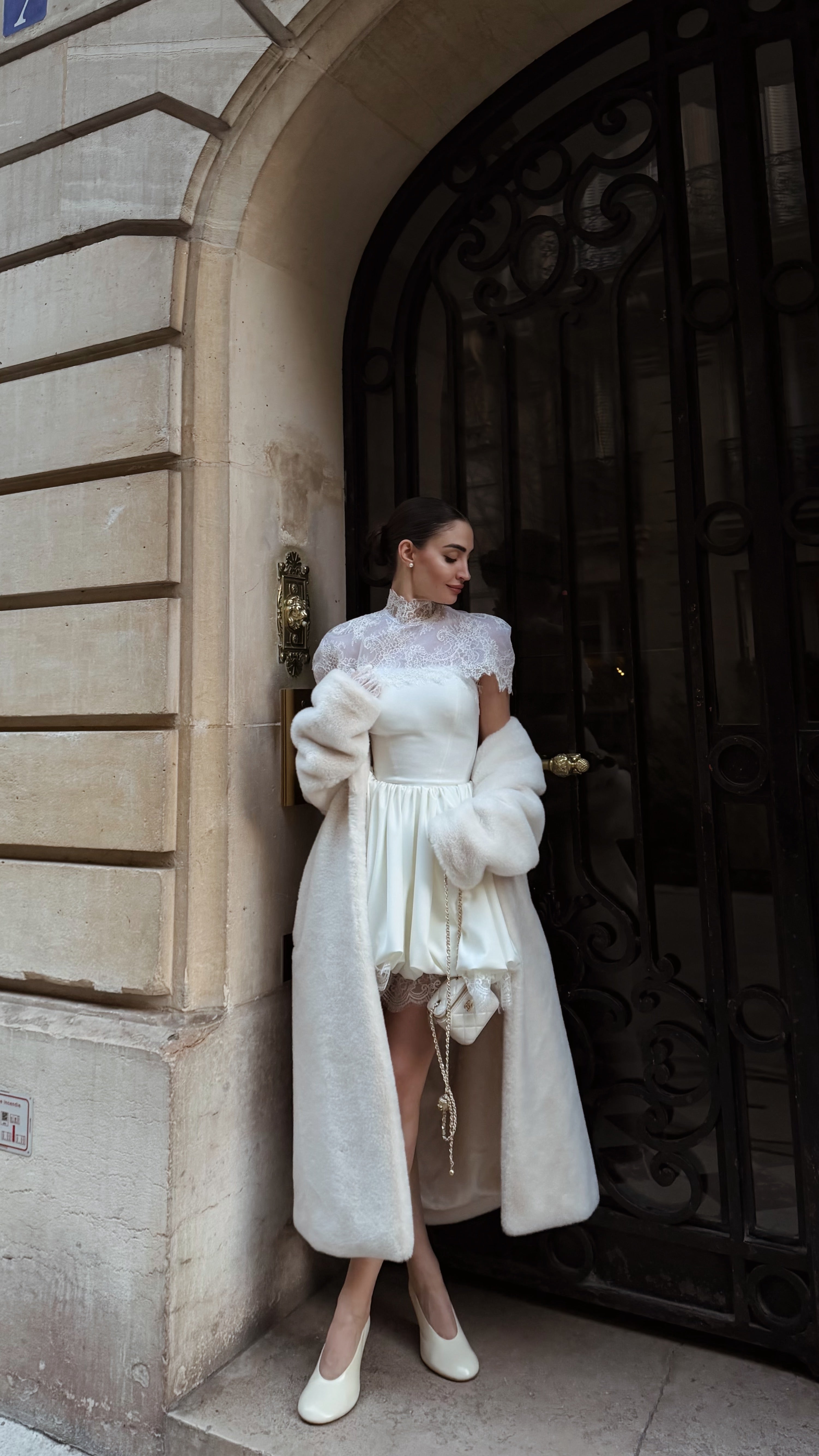 Коктейлна рокля в бяло: Selena