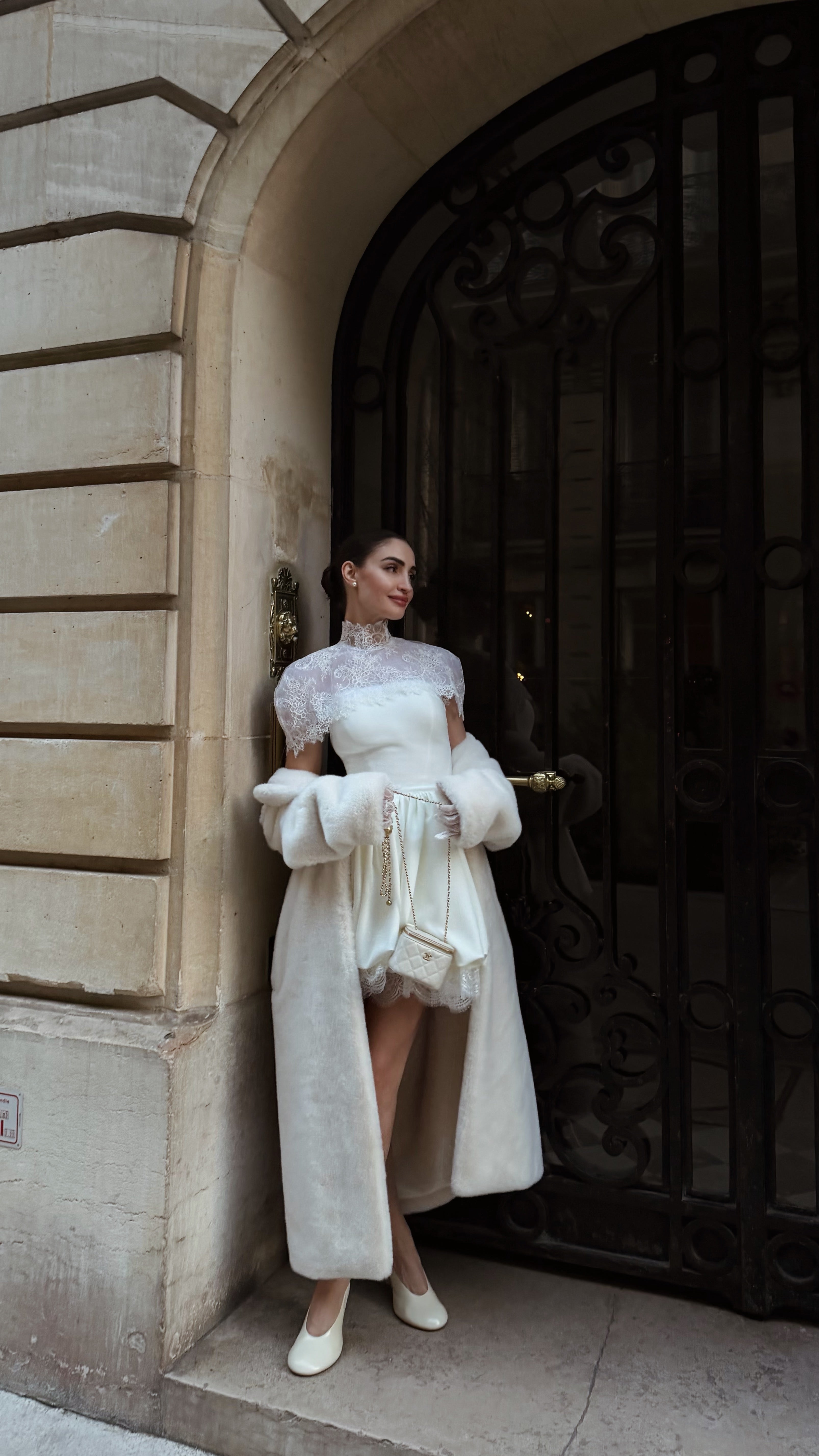 Коктейлна рокля в бяло: Selena