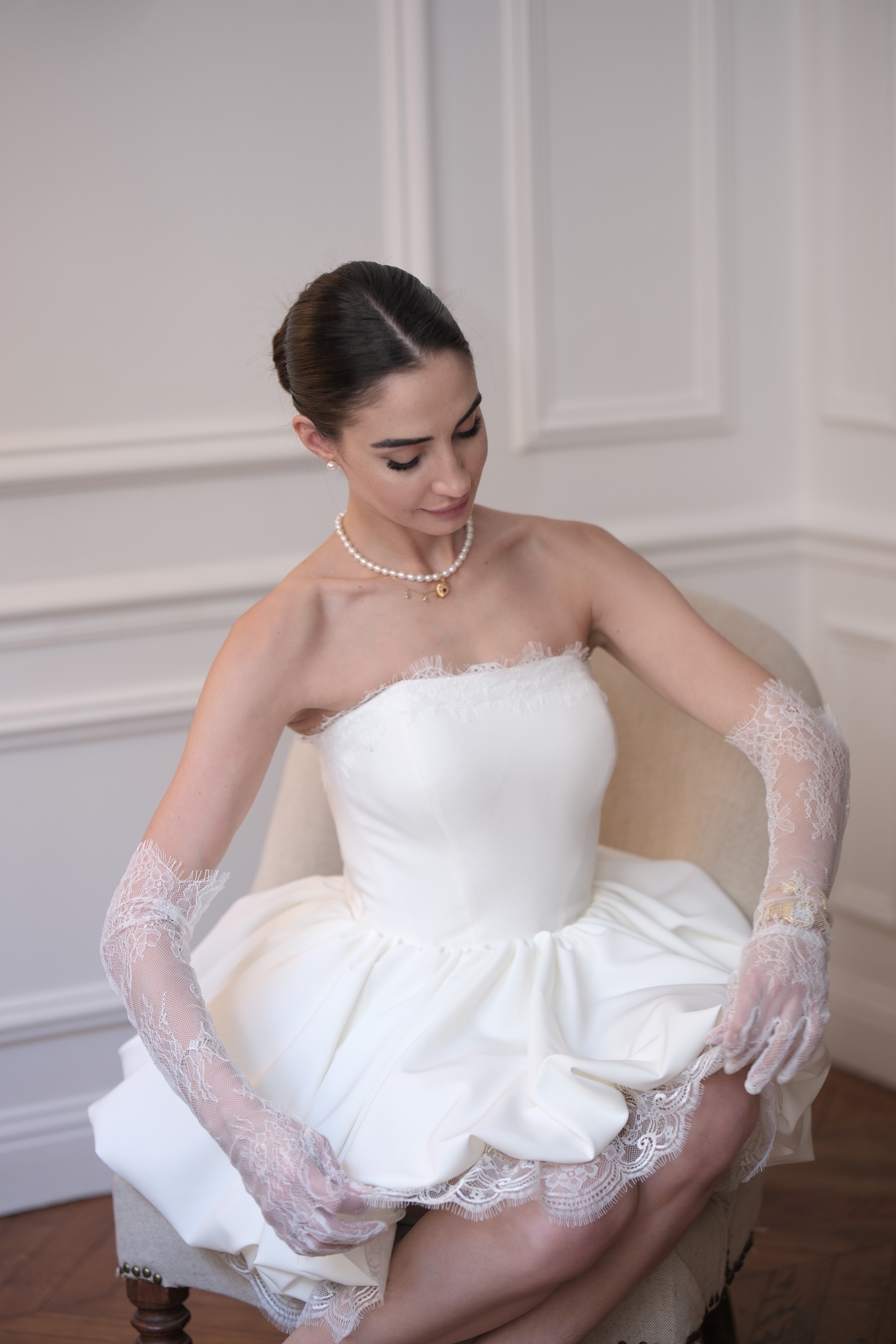 Коктейлна рокля в бяло: Selena