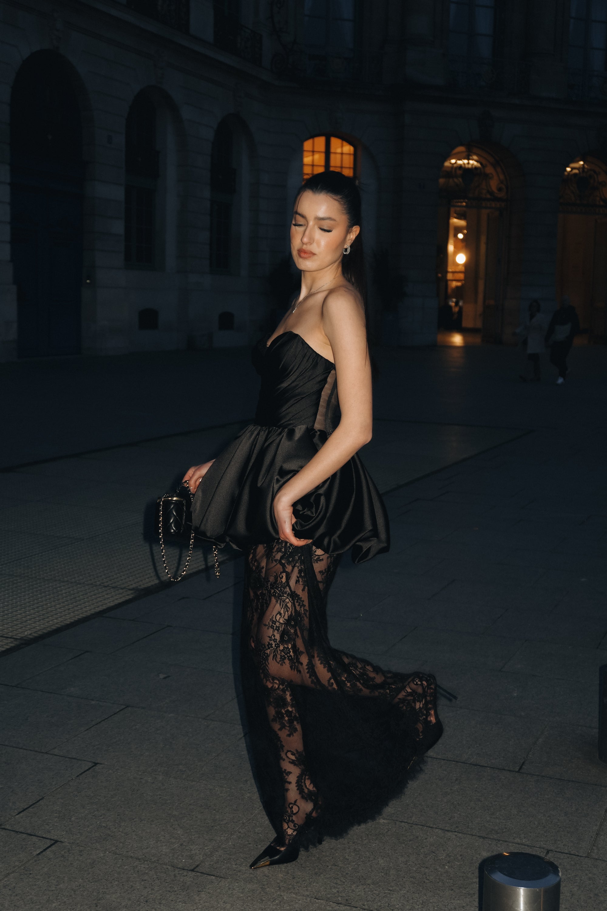 Коктейлна рокля в черно: Selina