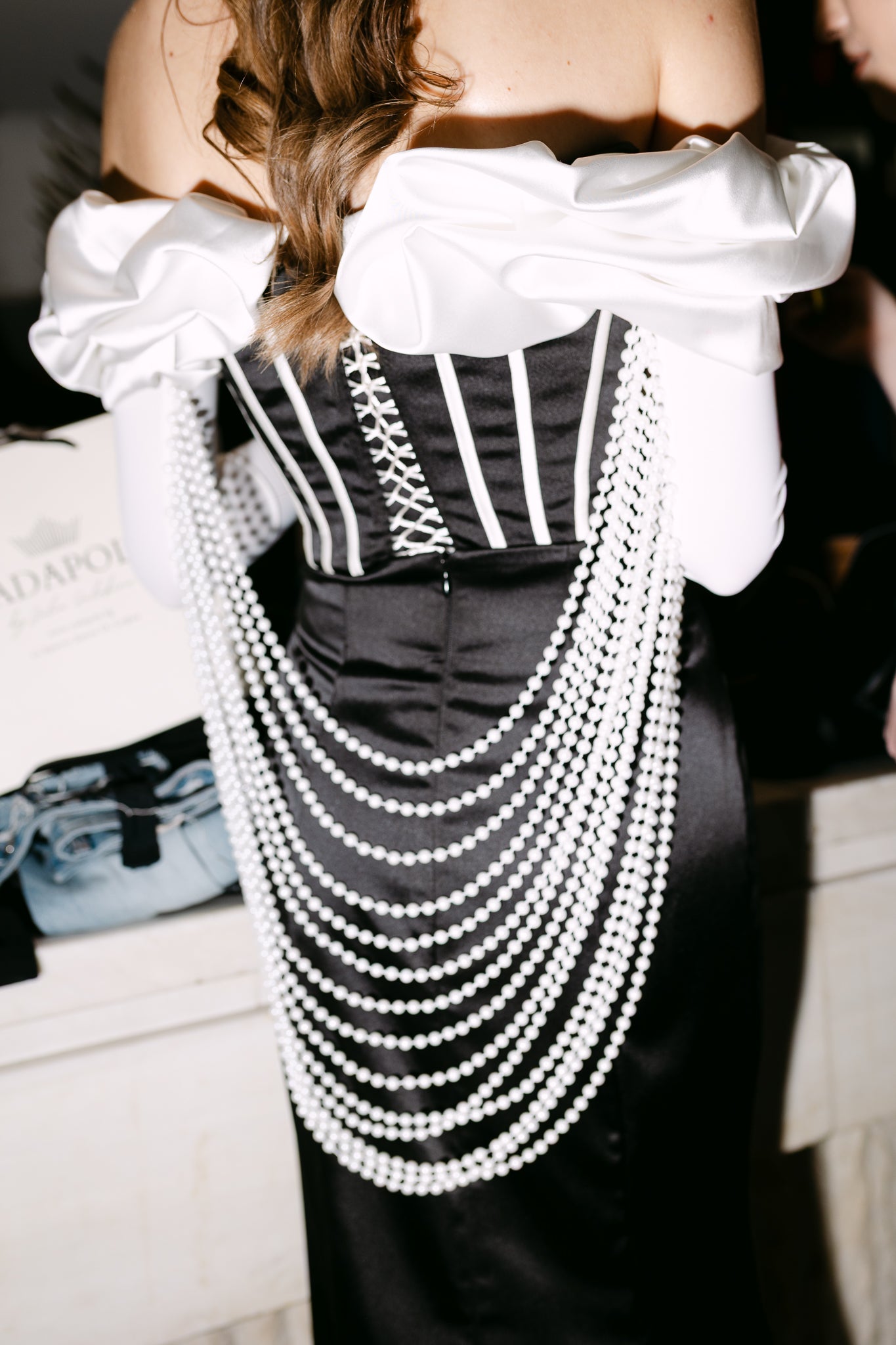 Корсет с перли: Amanda