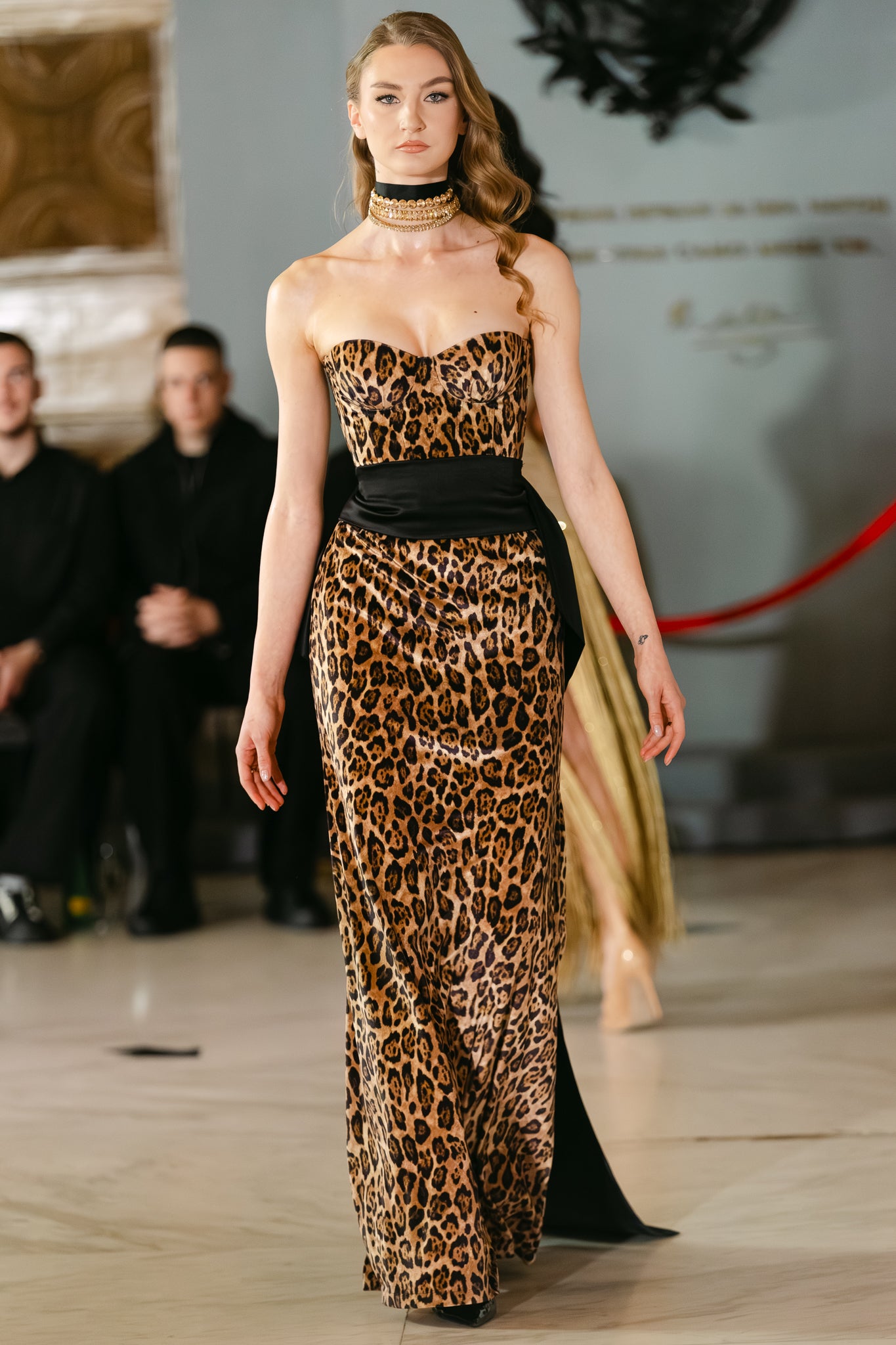 Официална рокля: Savanna Night