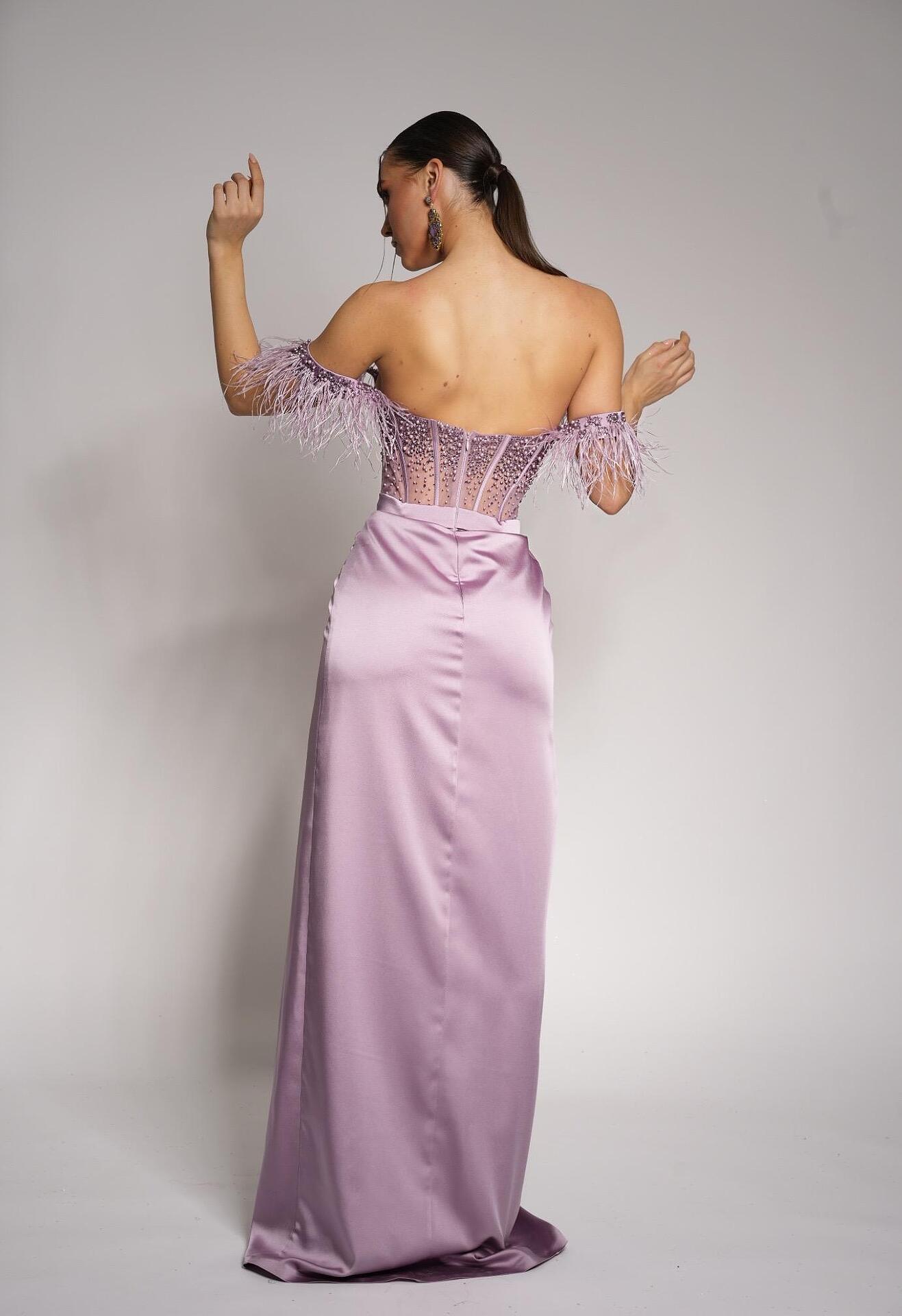 Рокля с пера: Purple Feathers