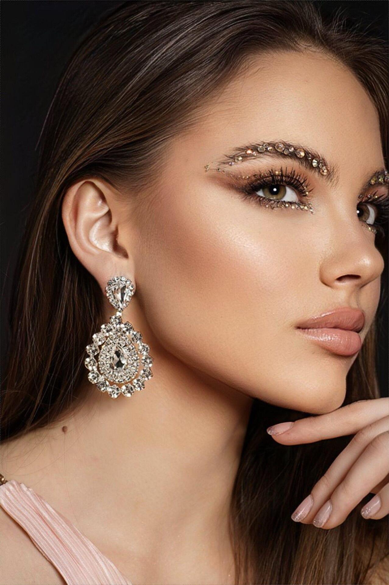Обеци: Earrings with Crystals
