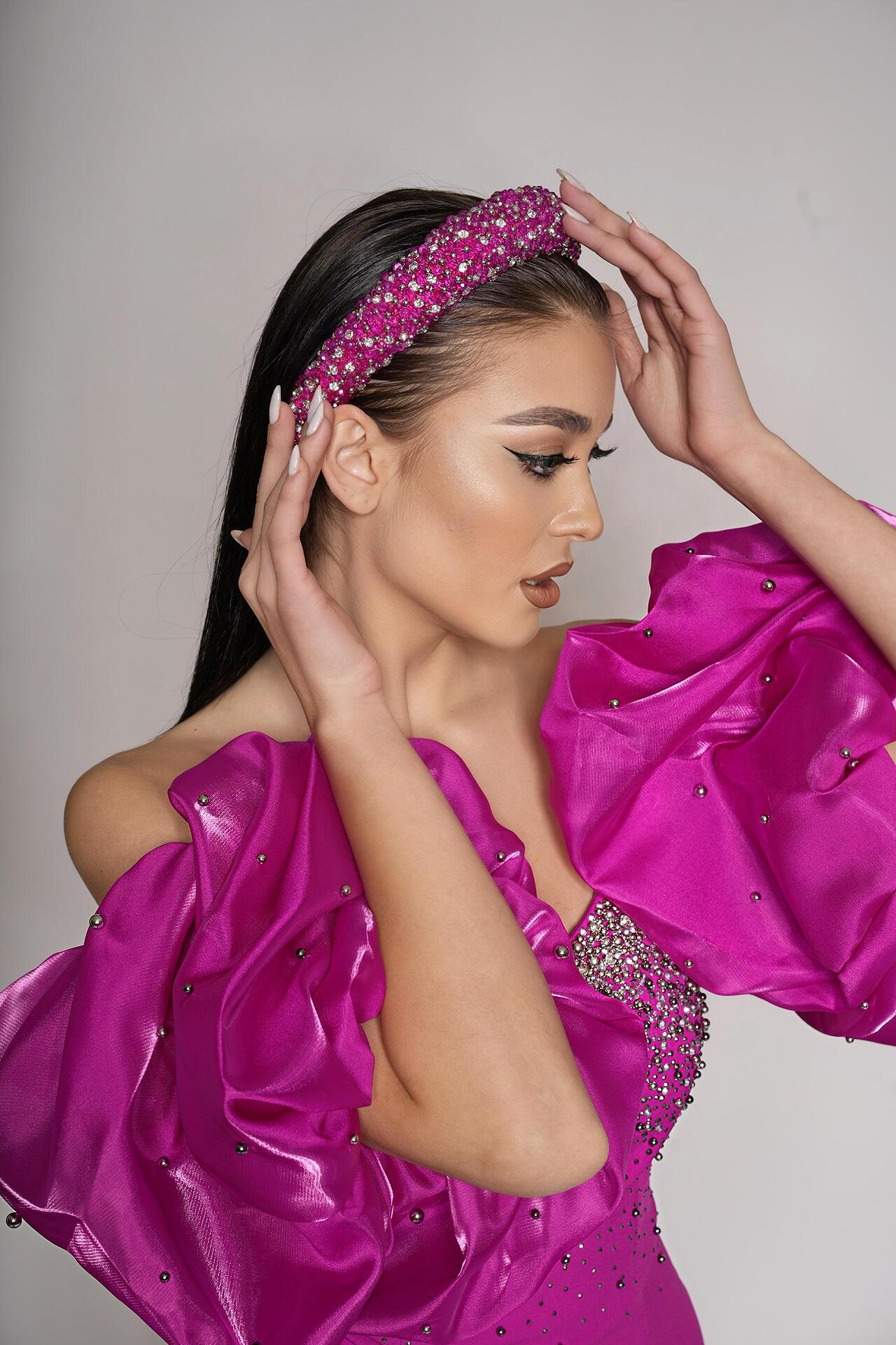 Официална розова рокля: Barbie